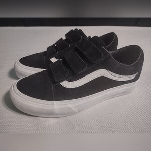 Vans Black Suede 3 Strap Hook & Loop Sneakers Men’s / Kids Sz 4.5 Women's Sz 6